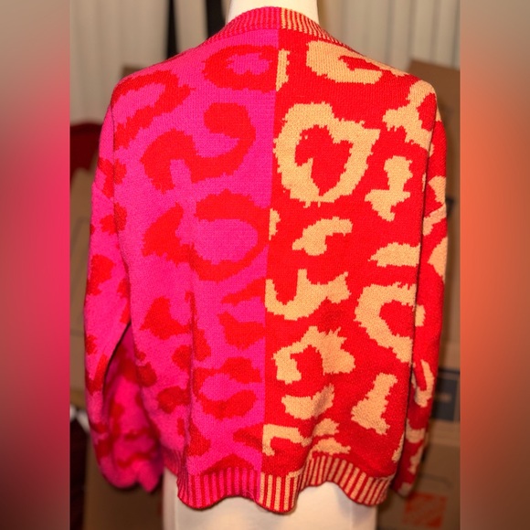 Vibrant Red and Pink Leopard Print Cardigan - Picture 2 of 3